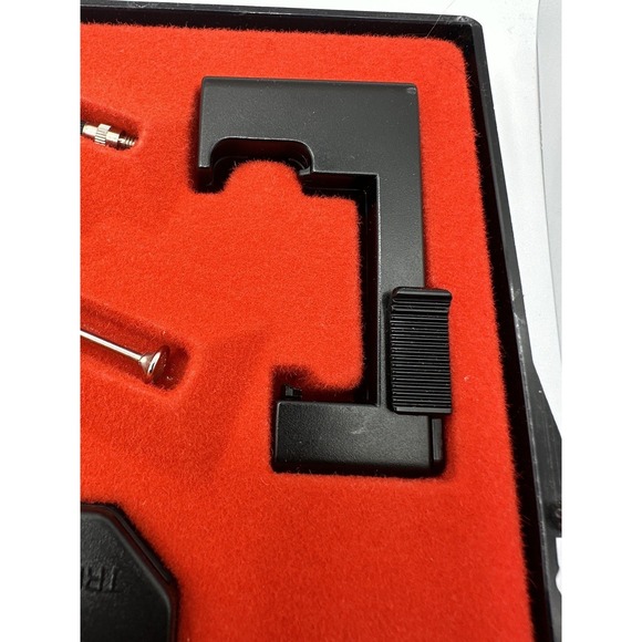 Polaroid 2211 Pronto Camera Accessory Set Self-Timer Release Tripod Mount SX-70 - Picture 12 of 16